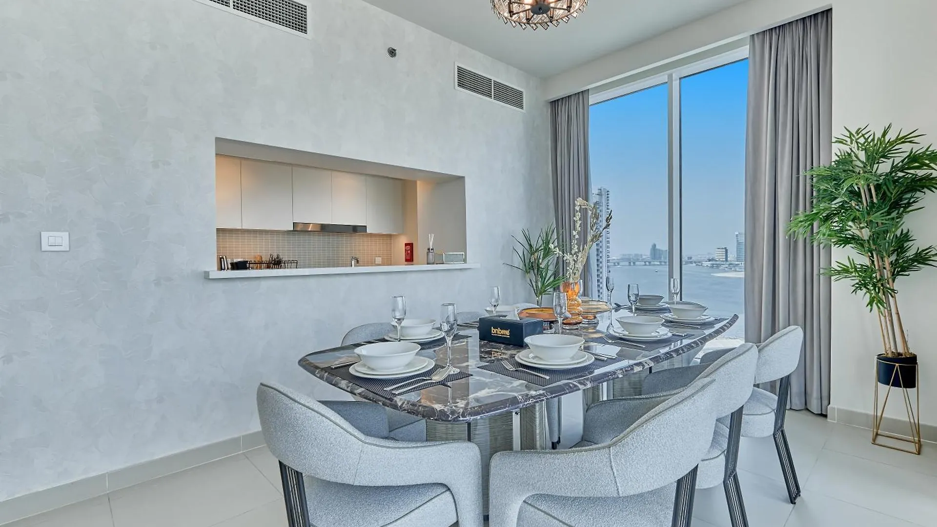 Bnbmehomes - Harbour Gate Tower 2 Apartment Dubai
