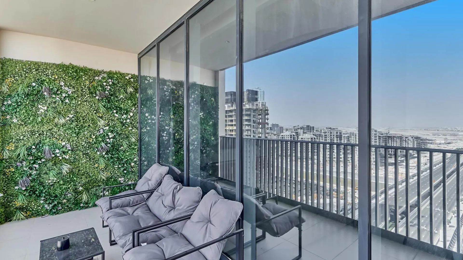 Bnbmehomes - Harbour Gate Tower 2 0*, Dubai