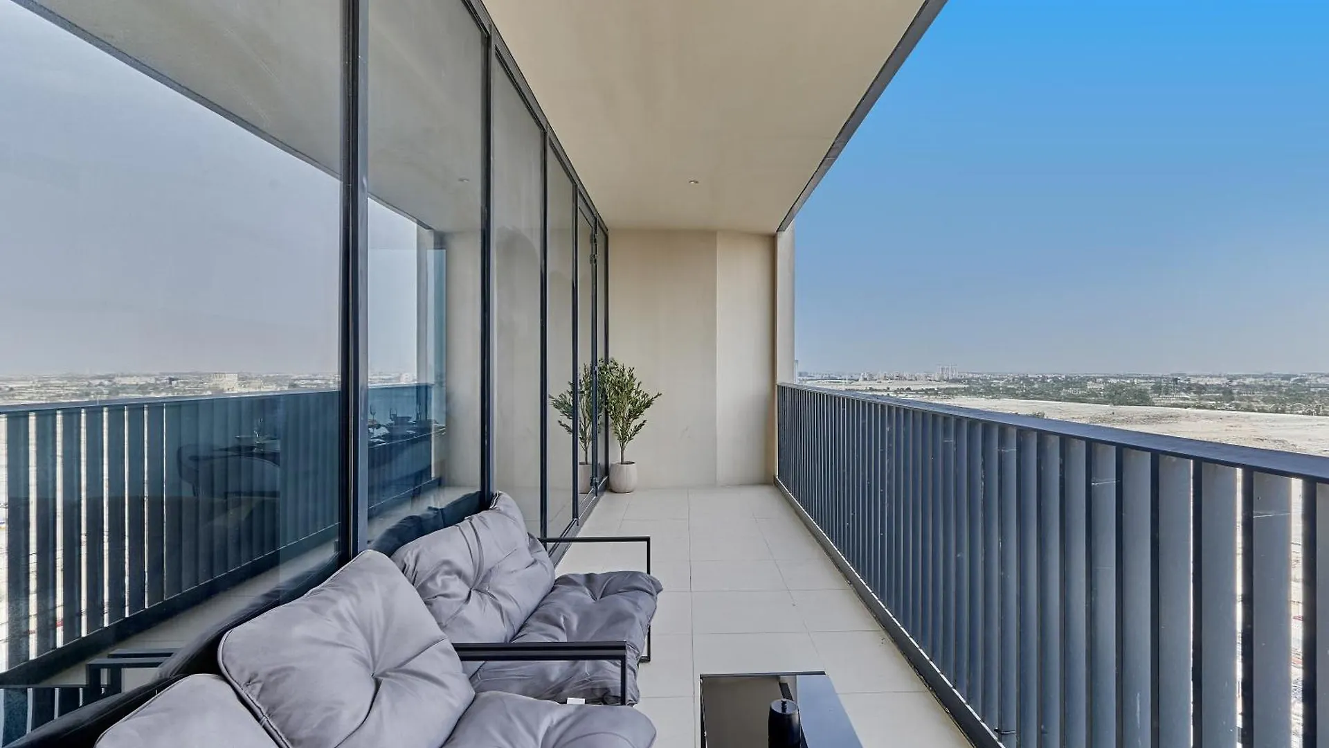 Bnbmehomes - Harbour Gate Tower 2