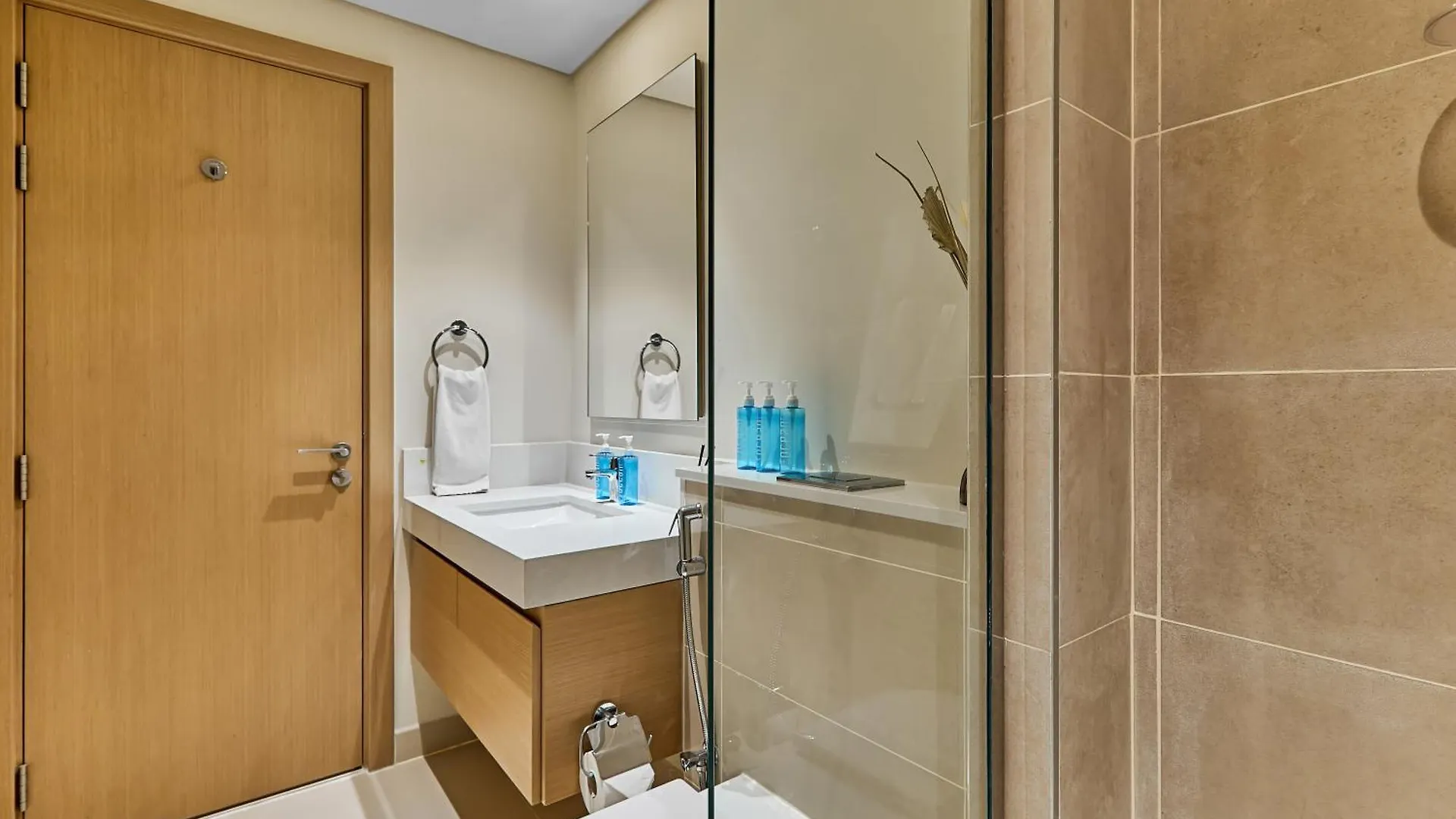 Bnbmehomes - Harbour Gate Tower 2 United Arab Emirates